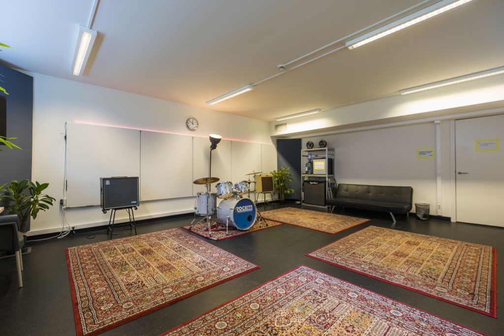 oefenruimte Den Haag ROCKIT Music Studio K.03